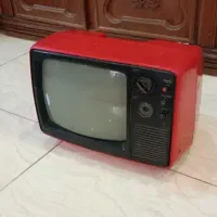 2عدد تلوزیون قدیمی