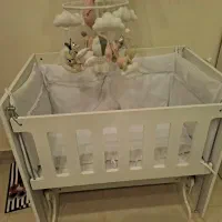 تخت نوزاد گهواره شو