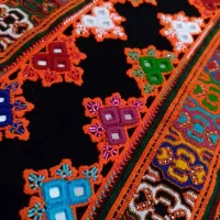 کریشی لباس چادر روسری