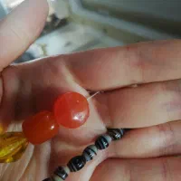 عقیق. یاقوت.جواهر سیاه.الماس.شهابسنگ