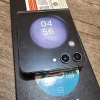 سامسونگ Galaxy Z Flip5 با حافظهٔ ۲۵۶ گیگابایت|موبایل|تهران, بهارستان|دیوار