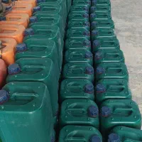 مواد شیمیایی  اسید