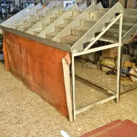 ۲عدد قفسه یا پالت یا طبق یا ویترین میوه فروشی محکم