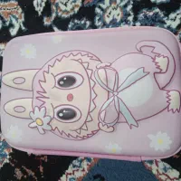 جامدادی لبو بو نو ولی چند چاش رنگ داره ولی نو است