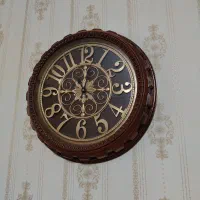 ساعت بسیار تمیز نو