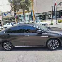 اریزو ۶ پرو|خودرو سواری و وانت|شیراز, شهرک بهشتی|دیوار