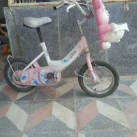 دوچرخه سایز۱۲هست قیمت  ۹۰۰ تومن