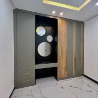 کارگر دکوراسیون
