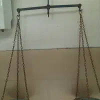 ترازوی قدیمی