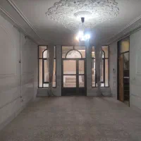منزل-دربست-در-دو-طبقه-دربهترین-نقطه-شهر