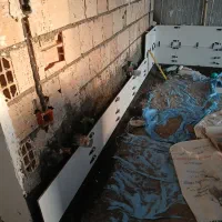 شاگرد کاشی کار و استا کار روز مزد