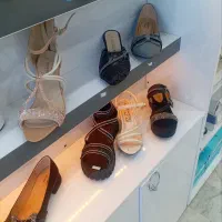 مغازه کیف و کفش انواع کفشهای مجلسی،اسپرت و غیره|کیف، کفش، کمربند|زیرکوه, |دیوار