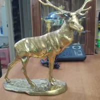 مجسمه گوزن