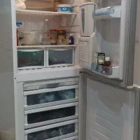 یخچال کاملا نو