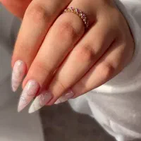 تخفیف ویژه ۵۰٪ فشیال تخصصی /کاشت ناخن