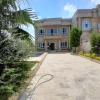 ویلا استخردار ۱۰ماه اقساط ۴۰۰متر مالک پول لازم