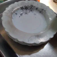 یک دست بشقاب