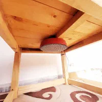 کرسی چوبی یلدایی، محکم، شکیل و زیبا