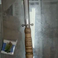 مصقل آلمانی به همراه سنگ کله اسبی