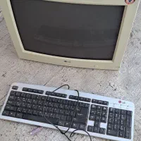 کیبورد و مانیتور