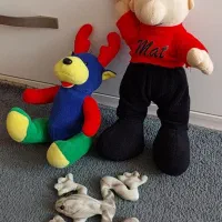 اسباب بازی وتاپ بچه|اسباب‌بازی بچه|تهران, آذری|دیوار