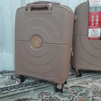 چمدان وکیف|کیف، کفش، کمربند|مشهد, عیدگاه|دیوار