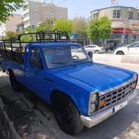 نیسان وانت مدل ۸۳