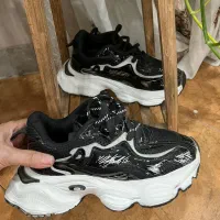 انواع کتونی،بافت،کیف،دمپایی،کفش و کراپ|کیف، کفش، کمربند|اندیشه, اندیشه فاز ۳|دیوار