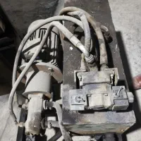 دستگاه پرس هیدرولیک|ماشین‌آلات صنعتی|رباط‌کریم, رباط‌کریم|دیوار