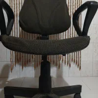 صندلی اداری سالم