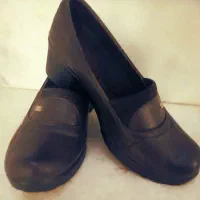 کفش راحتی و اسپرت