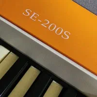 پیانوسوزوکیSE-200Sباقابلیتهای خاص کاملاسالم.|پیانو، کیبورد، آکاردئون|تهران, تهرانسر شرقی|دیوار