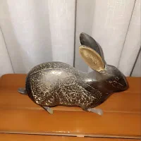 مجسمه خرگوش برنجی