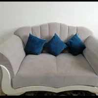 مبل هفت نفره سالم به همراه جلو مبلی|مبلمان خانگی و میز عسلی|رشت, آزادگان|دیوار