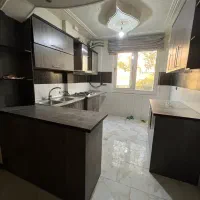 گلستانی ۵۶ متر طبقه چهارم با انباری ۱۰ ساله