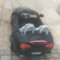 ماشین شارژی درحدنو دونفره و دوموتوره مفت|اسباب‌بازی بچه|مشهد, هنرور|دیوار