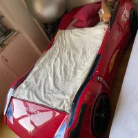 تخت خواب به همراه کمودومیز