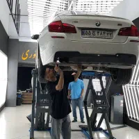 کارشناسی رنگ کار شناس تشخیص رنگ و فنی آشوری اندیشه