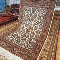 قالیچه دستباف ساروق اراک زمینه کرم