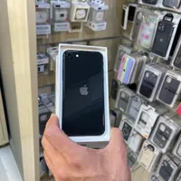 آیفون اس ای ۲۰۲۰ در حد نو iPhone SE 2020 64 gig