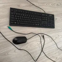 کیبورد مدل فورتک kr85