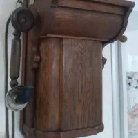 تلفن قدیمی بکر وسالم ۱۰۰ساله