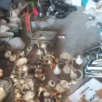خرید فروش لوستر قدیمی برنز اینه شمدان برنز|لوستر و چراغ آویز|کرج, دهقان ویلا|دیوار