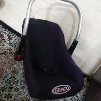 کالسکه عصایی و کریر