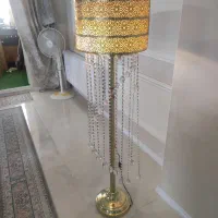 لوستر ایستاده طلایی