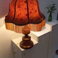 آباژور کنار تختی (مبلی)