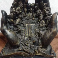 مجسمه ماکت دست شام اخر