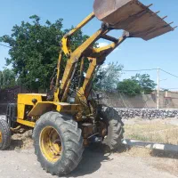 تراکتور بیل عقب رومانی