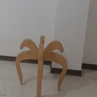 میز به شکل حروف الفبا .م.