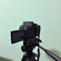 دوربین کَنون 700D به همراه لنز فیکس 50